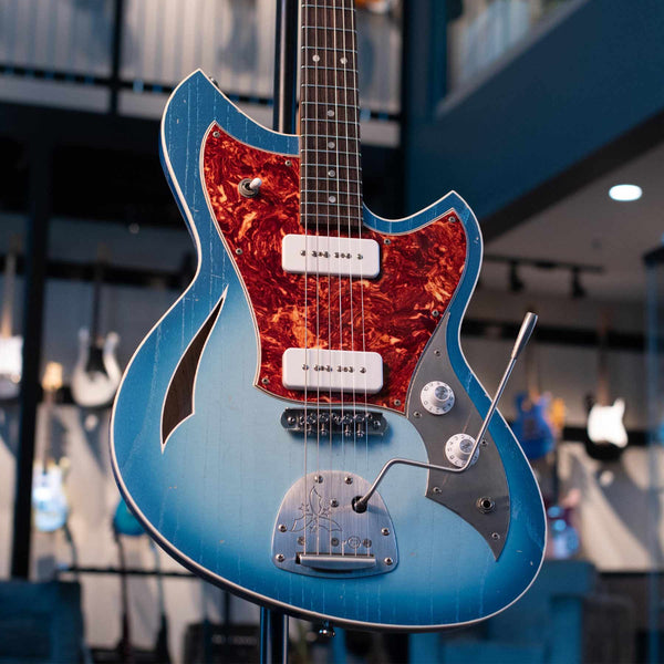 NOVO GUITARS MIRIS J - LAKE SONIC BLUE