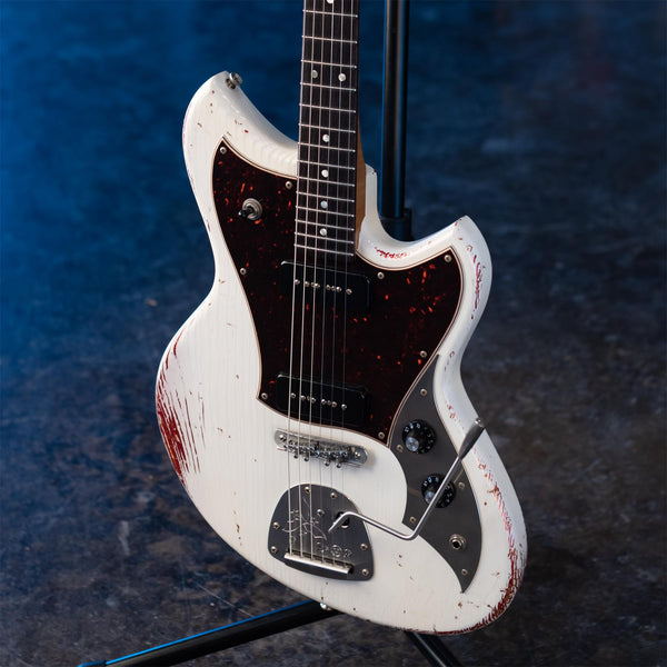 NOVO GUITARS SERUS J - OLYMPIC WHITE OVER CANDY APPLE RED LIMITED EDITION