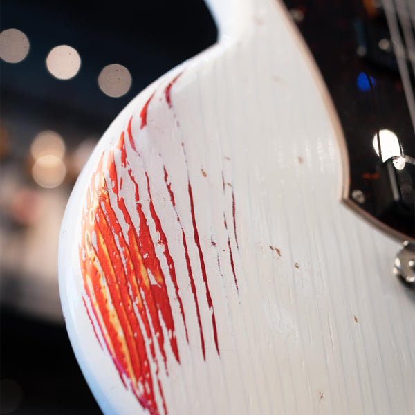NOVO GUITARS SERUS J - OLYMPIC WHITE OVER CANDY APPLE RED LIMITED EDITION