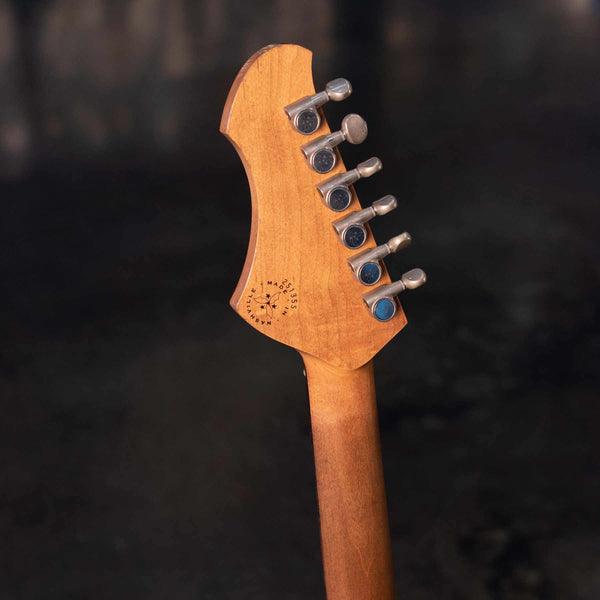 NOVO GUITARS SERUS P2 - CANDY APPLE RED