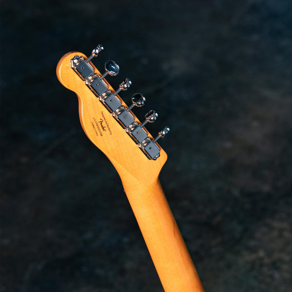 SQUIER CLASSIC VIBE CUSTOM TELECASTER SH WITH BIGSBY - LAKE PLACID BLUE
