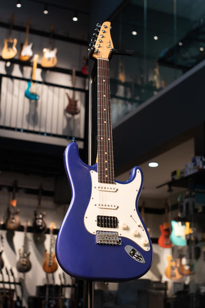 SUHR CLASSIC S, INDIGO METALLIC, INDIAN ROSEWOOD FINGERBOARD, HSS, SSCII W/BAG
