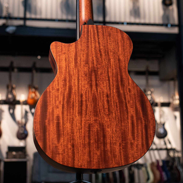 TAYLOR 324CE BARITONE-6 LTD