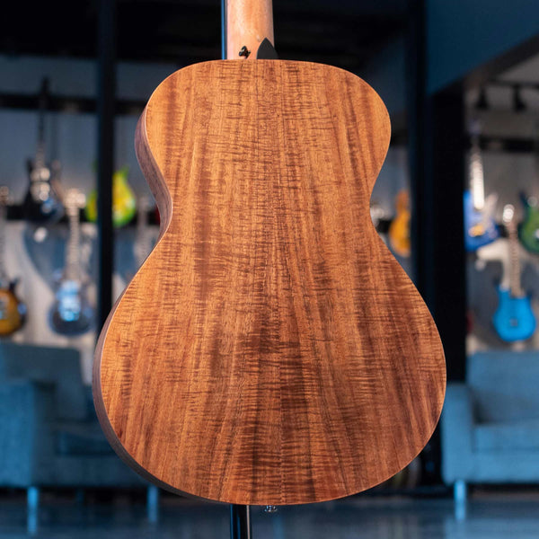 TAYLOR ACADEMY 12E-N LIMITED FIGURED KOA WITH GIGBAG