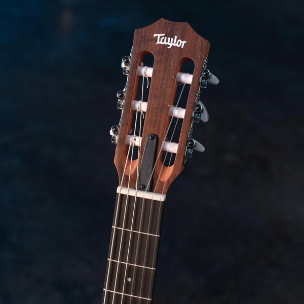 TAYLOR ACADEMY 12E-N LIMITED FIGURED KOA WITH GIGBAG