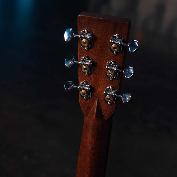 USED 2022 MARTIN 000-28 -  WITH CASE