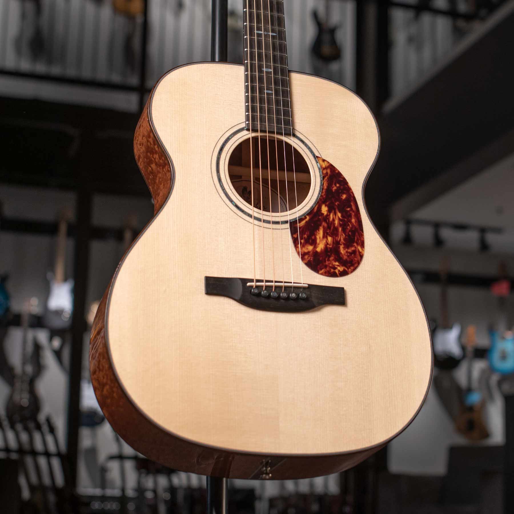 USED BOUCHER LE-SG-241-M 20TH ANNIVERSARY OM - QUILTED SAPELE