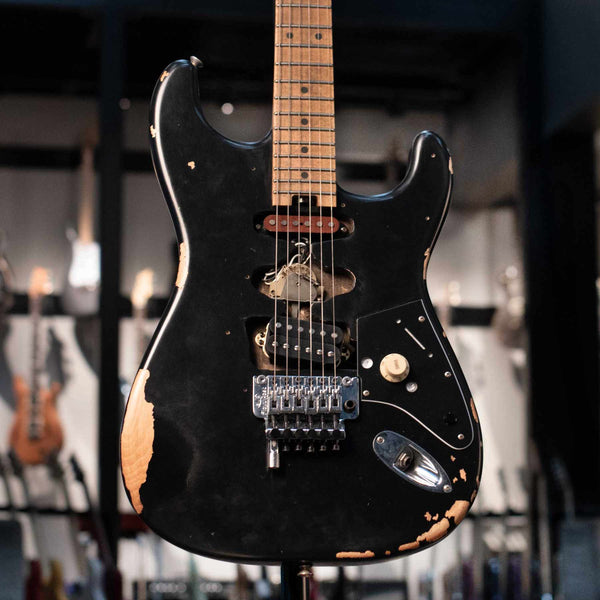 USED EVH FRANKENSTEIN RELIC SERIES - BLACK WITH EVH CASE