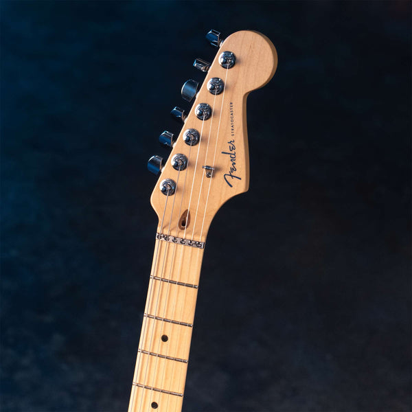 USED FENDER 2011 AMERICAN DELUXE STRATOCASTER  WITH LACE SENSORS - 3TS WITH CASE