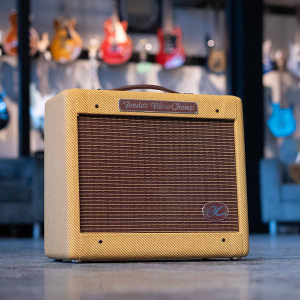 USED FENDER EC VIBRO-CHAMP ERIC CLAPTON SIGNATURE AMPLIFIER