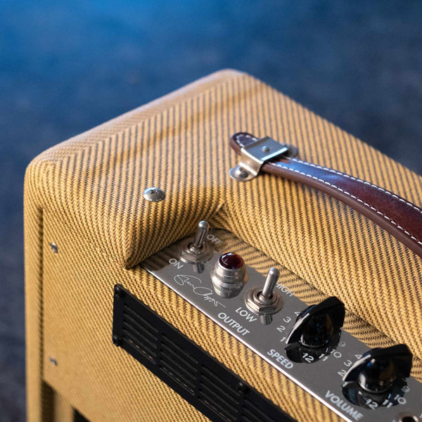 USED FENDER EC VIBRO-CHAMP ERIC CLAPTON SIGNATURE AMPLIFIER