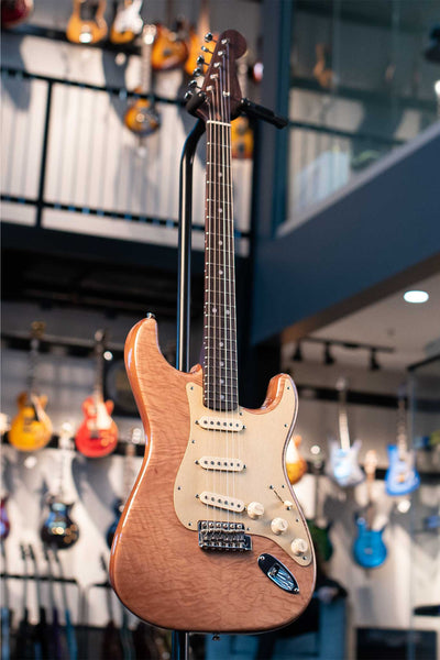 USED FENDER LIMITED EDITION ROSEWOOD NECK RARITIES - QUILT MAPLE