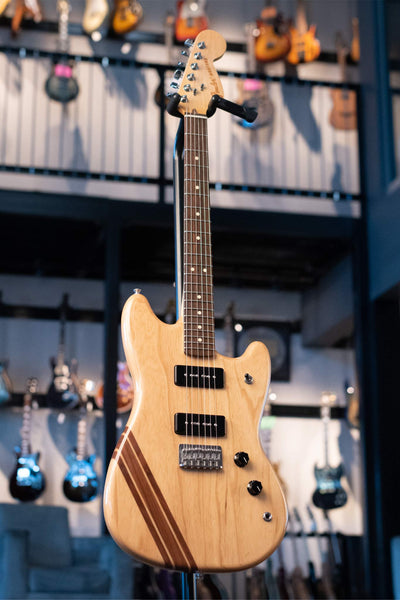 USED FENDER "10 FOR '15" LIMITED EDITION AMERICAN SHORTBOARD MUSTANG