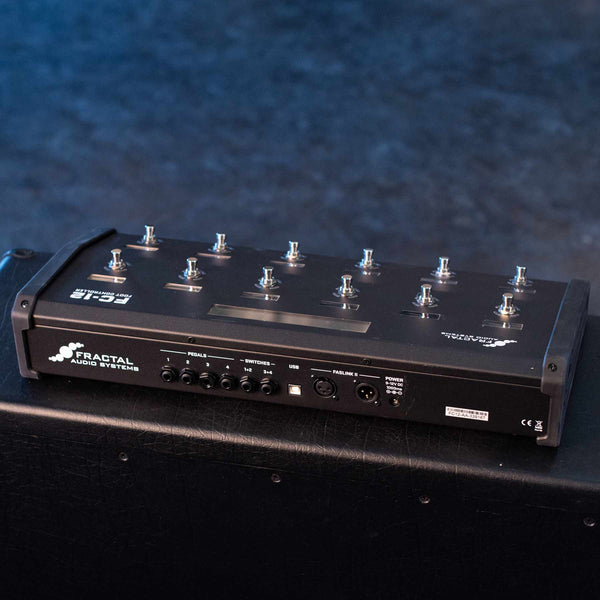 USED FRACTAL AUDIO AXE FX III WITH FC12 CONTROLLER,  VOLUME/EXP PEDAL AND GATOR RACK