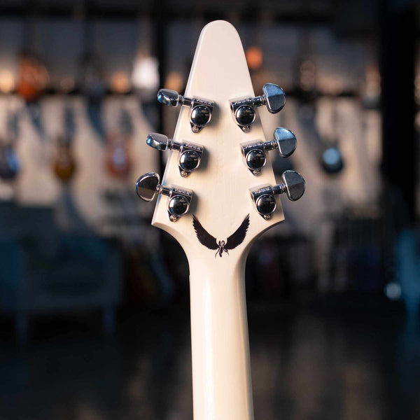 USED GIBSON BRENDON SMALL SNOW FALCON FLYING V - SNOW BURST WITH CASE