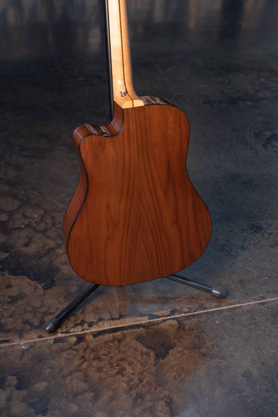 USED GIBSON HP 635 W WITH CASE AND K&K PURE MINI