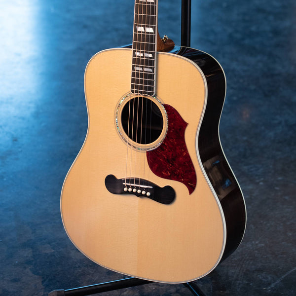 USED GIBSON SONGWRITER DELUXE 2008 WITH CASE