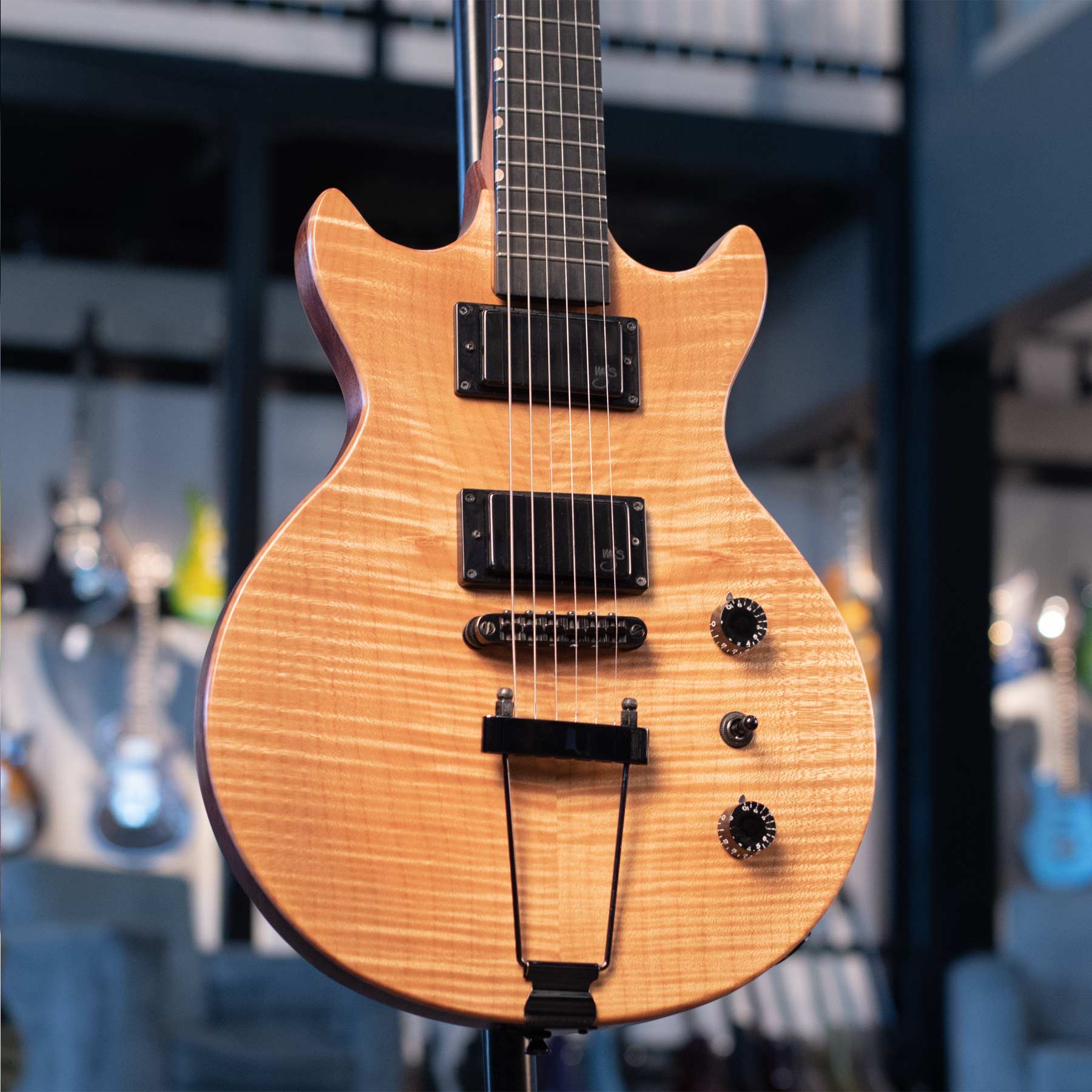 USED GILMORE GUITARS SOLIDBODY W/BAG