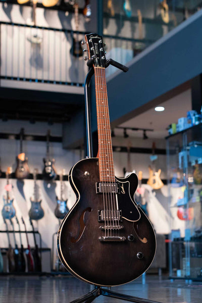 USED GODIN MONTREAL PREMIERE BLACK W/TRIC CASE