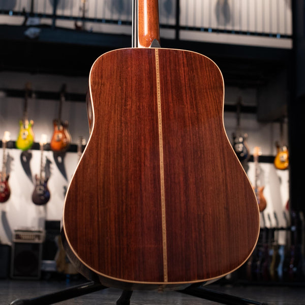 USED MARTIN D-28 MODERN DELUXE WITH CASE