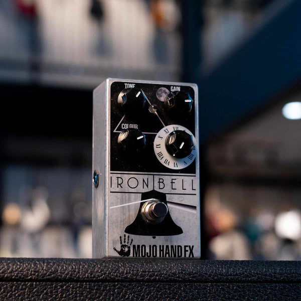 USED MOJO HAND FX IRON BELL W/BOX