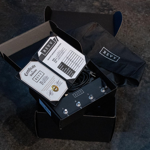 USED REVV G20 TOLEX WITH COVER ,FOOTSWITCH & BOX