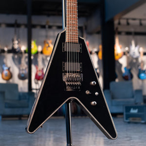 USED SCHECTER DIAMOND SERIES HELLRAISER V - BLACK | Stang Guitars