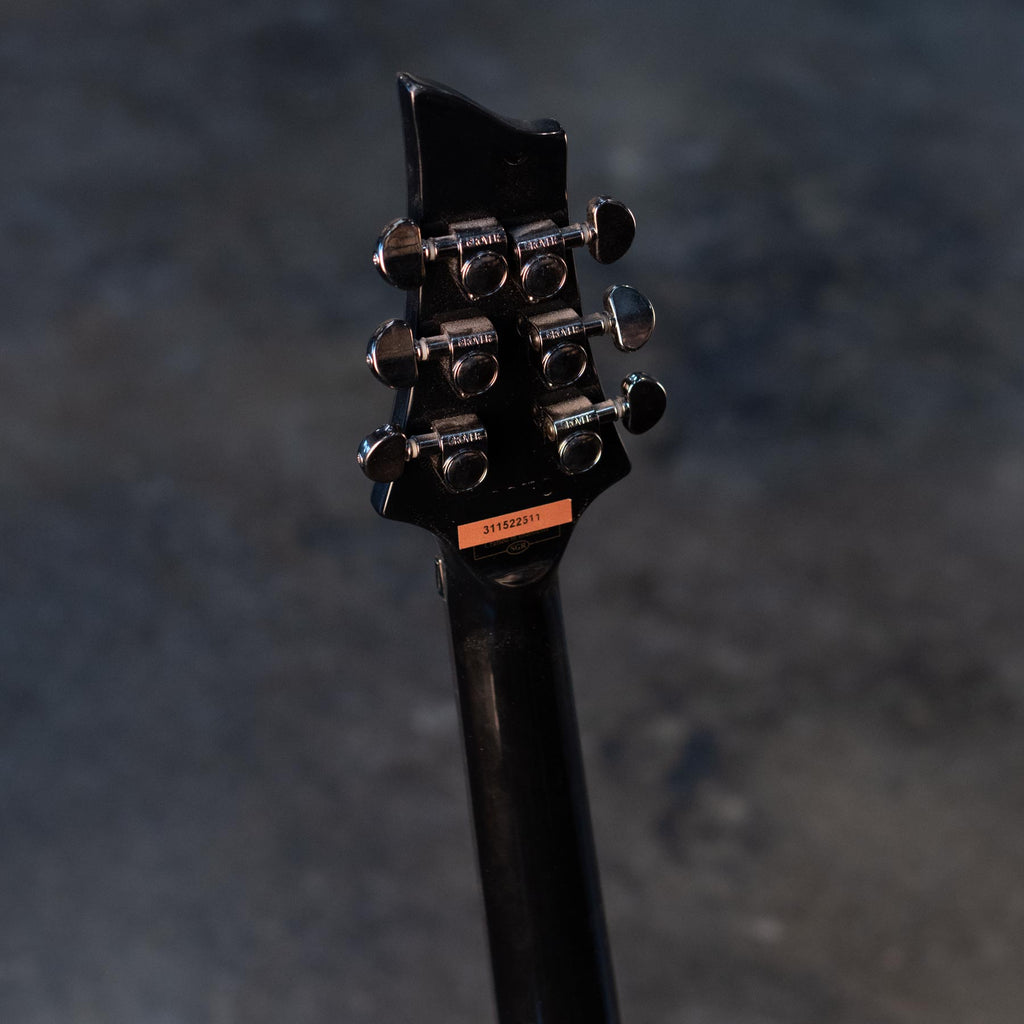 USED SCHECTER DIAMOND SERIES HELLRAISER V - BLACK | Stang Guitars