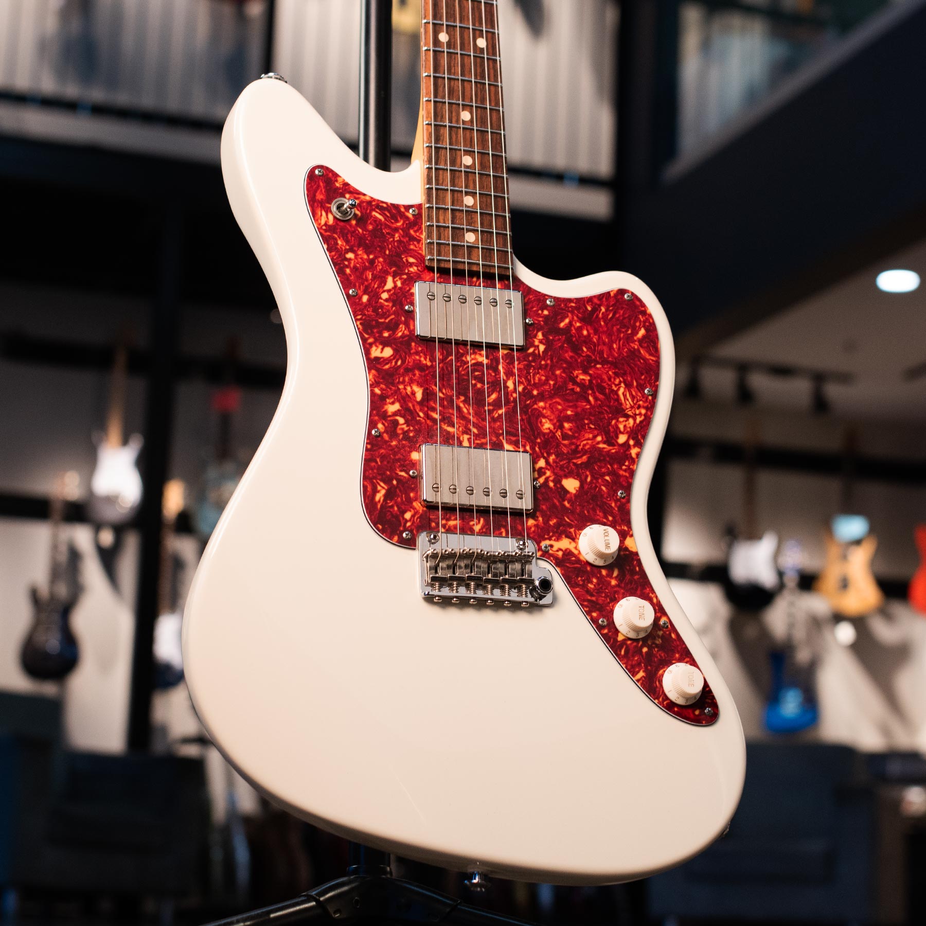 USED SUHR CLASSIC JM - OLYMPIC WHITE HH ROSEWOOD WITH CASE