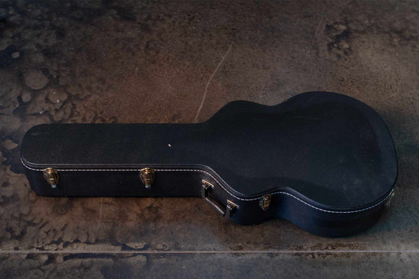 USED TAKAMINE  EG523SC W/CASE