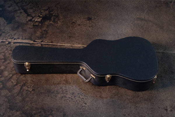 USED TAKAMINE GC5CE-NATURAL W/CASE