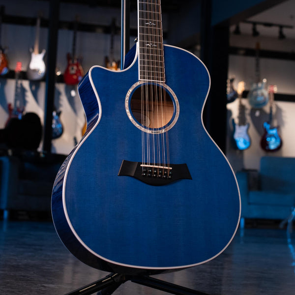 USED TAYLOR 654CE LEFT-HANDED - BLUE WITH CASE