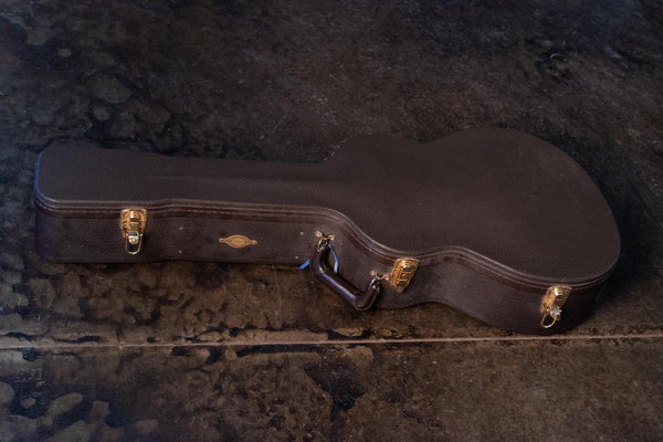 USED TAYLOR 654CE LEFT-HANDED - BLUE WITH CASE