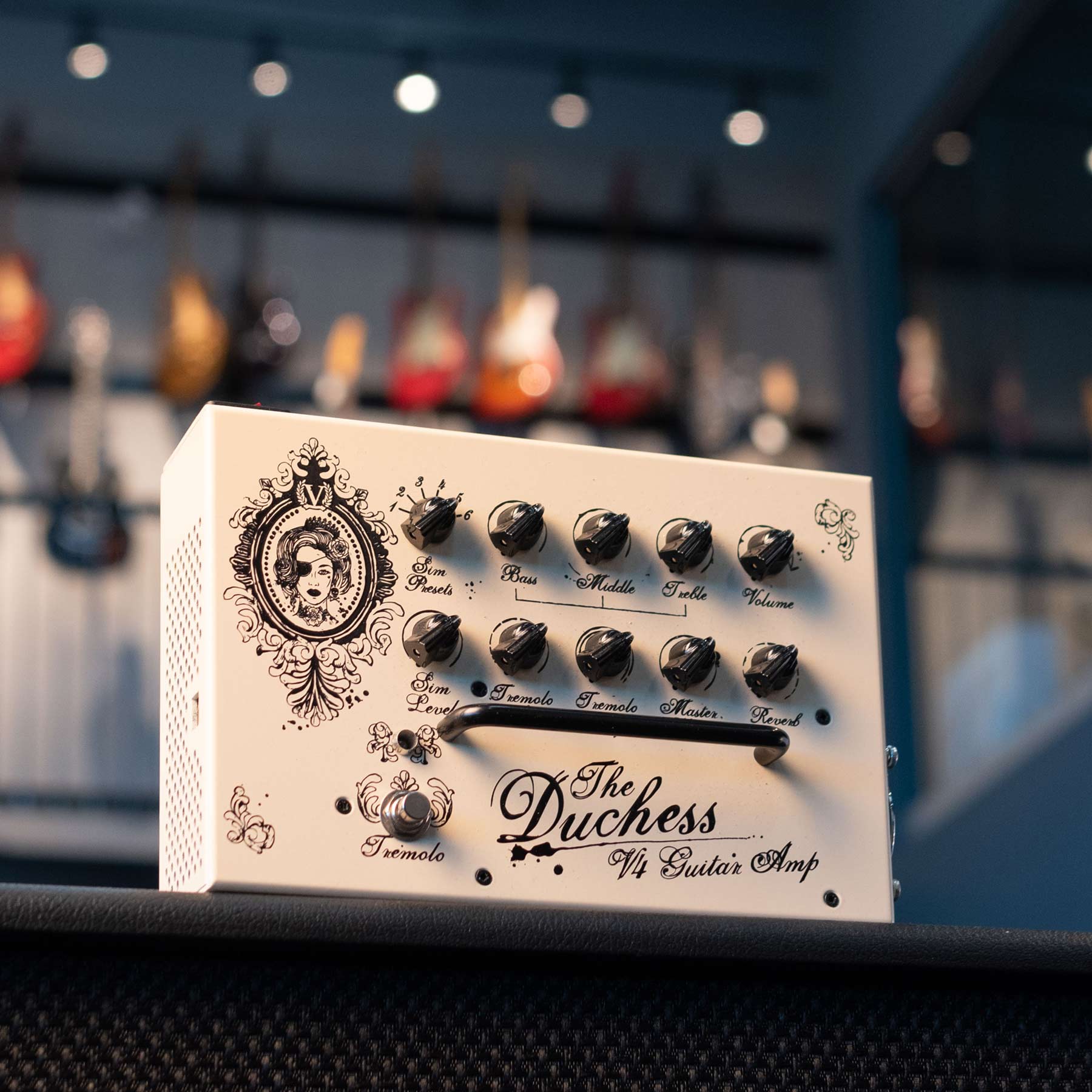 USED VICTORY V4 THE DUCHESS WITH BOX