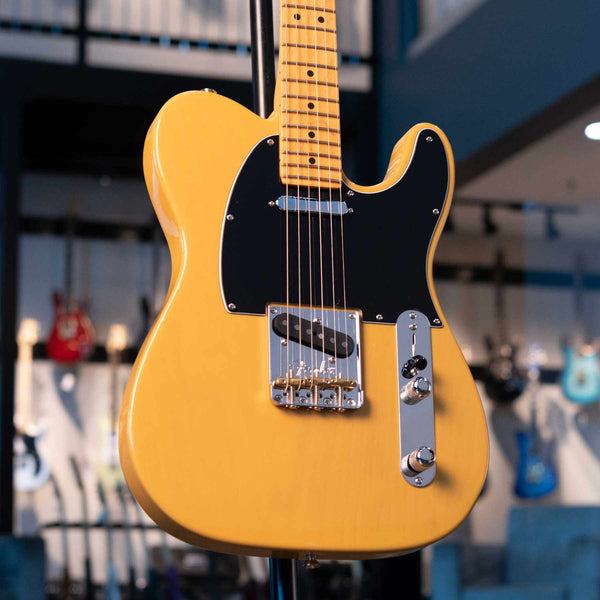USED FENDER AMERICAN PROFESSIONAL II TELECASTER - BUTTERSCOTCH BLONDE WITH CASE