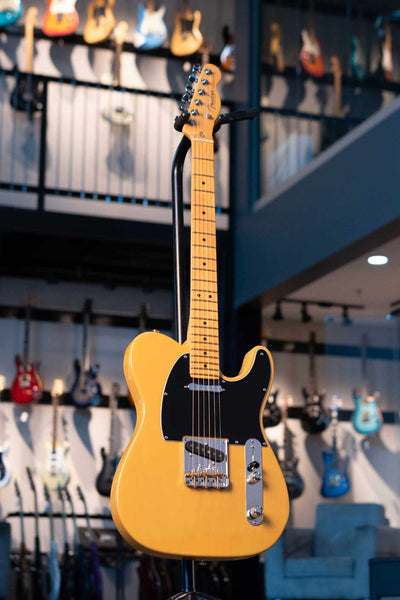 USED FENDER AMERICAN PROFESSIONAL II TELECASTER - BUTTERSCOTCH BLONDE WITH CASE