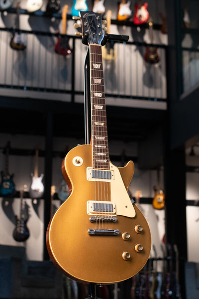 VINTAGE 1971 GIBSON LES PAUL DELUXE - GOLDTOP WITH ORIGINAL CASE