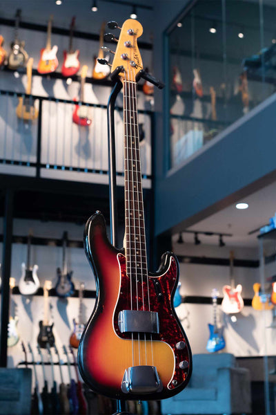VINTAGE 1972 FENDER PRECISION BASS WITH CASE