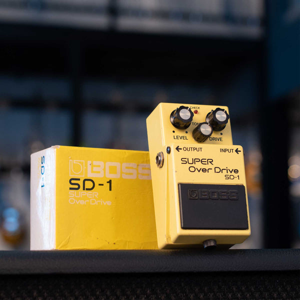 VINTAGE BOSS SD-1 SUPER OVERDRIVE WITH BOX