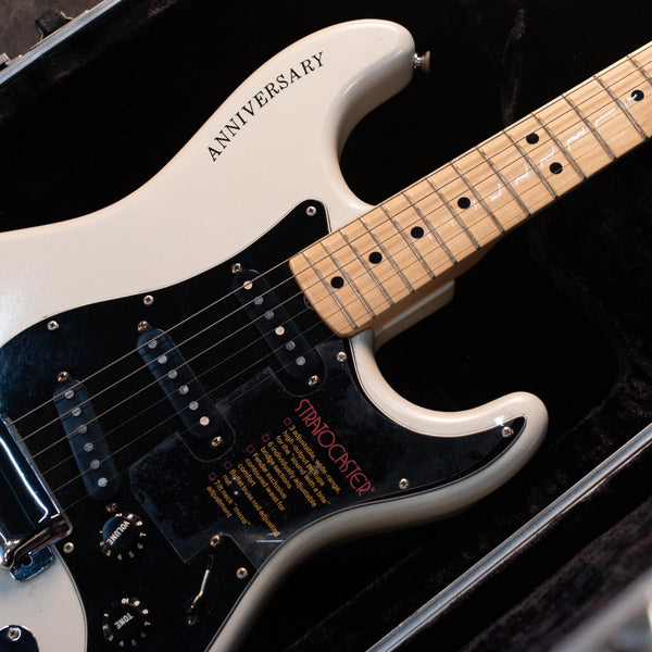 VINTAGE FENDER 25TH ANNIVERSARY STRATOCASTER 1979 W/CASE & COA