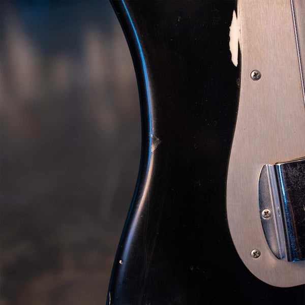 VINTAGE FENDER PRECISION BASS 1969 BLACK W/CASE