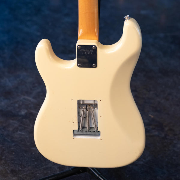 VINTAGE FERNANDES STRAT STYLE