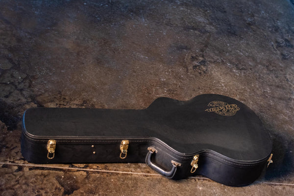 VINTAGE GIBSON CUSTOM SHOP SUPER 400 CES WITH CASE