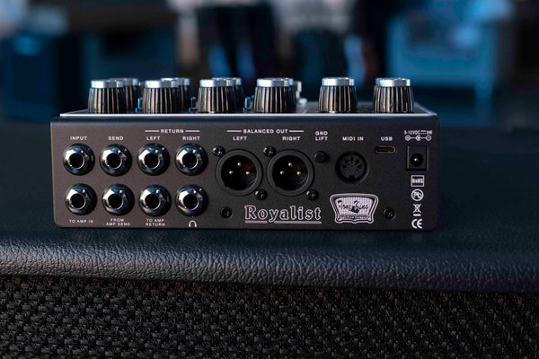 TONE KING ROYALIST TRI-TUBE PREAMP PEDAL
