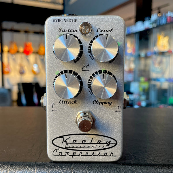 USED KEELEY C4 COMPRESSOR 4 KNOB WITH BOX