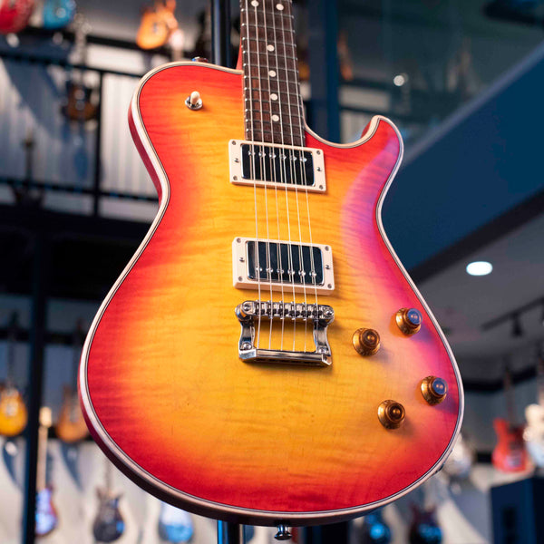 USED KNAGGS KENAI T2 -  CHERRY BURST WITH CASE