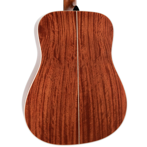 BOUCHER DEMO SG-22 STUDIO GOOSE DREADNOUGHT- ADIRONDACK TOP, BUBINGA BACK AND SIDES