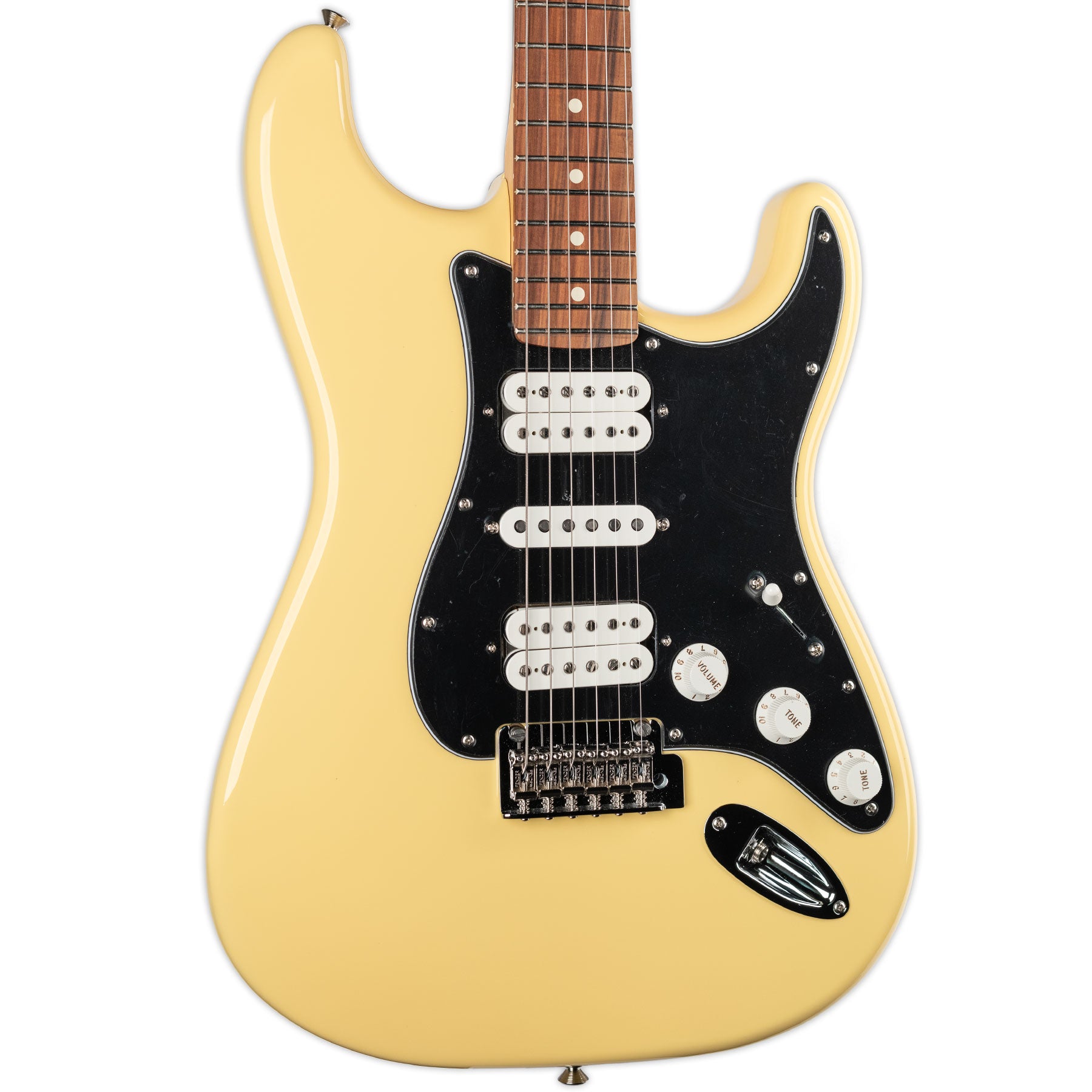 FENDER PLAYER SERIES STRATOCASTER HSH, BUTTERCREAM WITH PAU FERRO