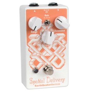 EARTHQUAKER DEVICES SPATIAL DELIVERY ENVELOPE FILTER WITH SAMPLE AND HOLD